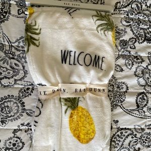 Rae Dunn pineapple plush blanket